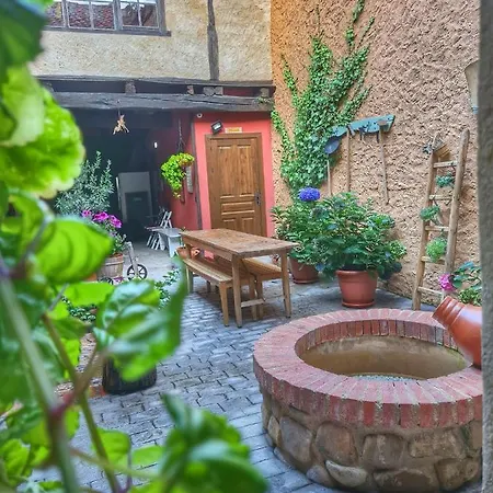 El Encanto Hostal