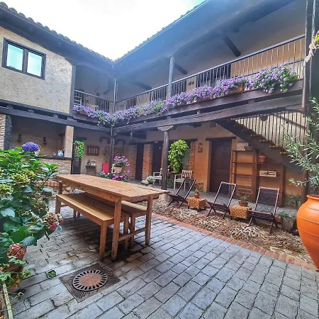 Hostal El Encanto *