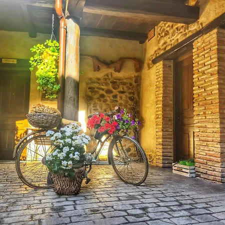 Vandrerhjem El Encanto